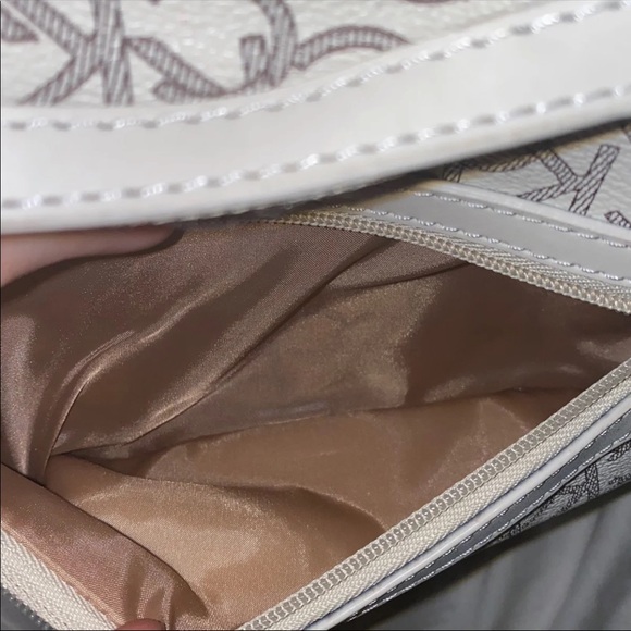 NWT Calvin Klein Medium Backpack - Picture 5 of 7